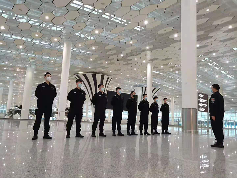 東營學院學子赴深圳機場安檢崗實習就業